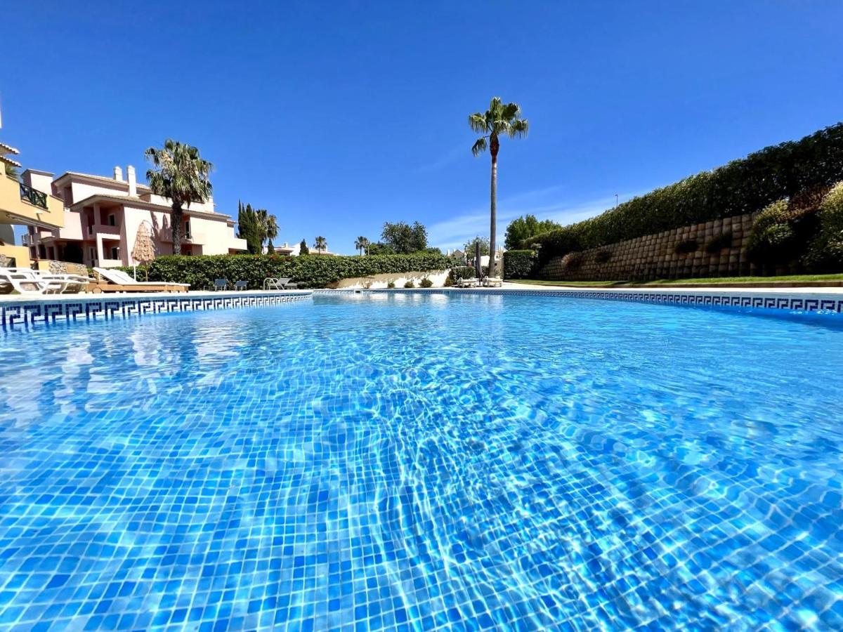 Albufeira Valley 2 With Pool By Homing Exterior photo